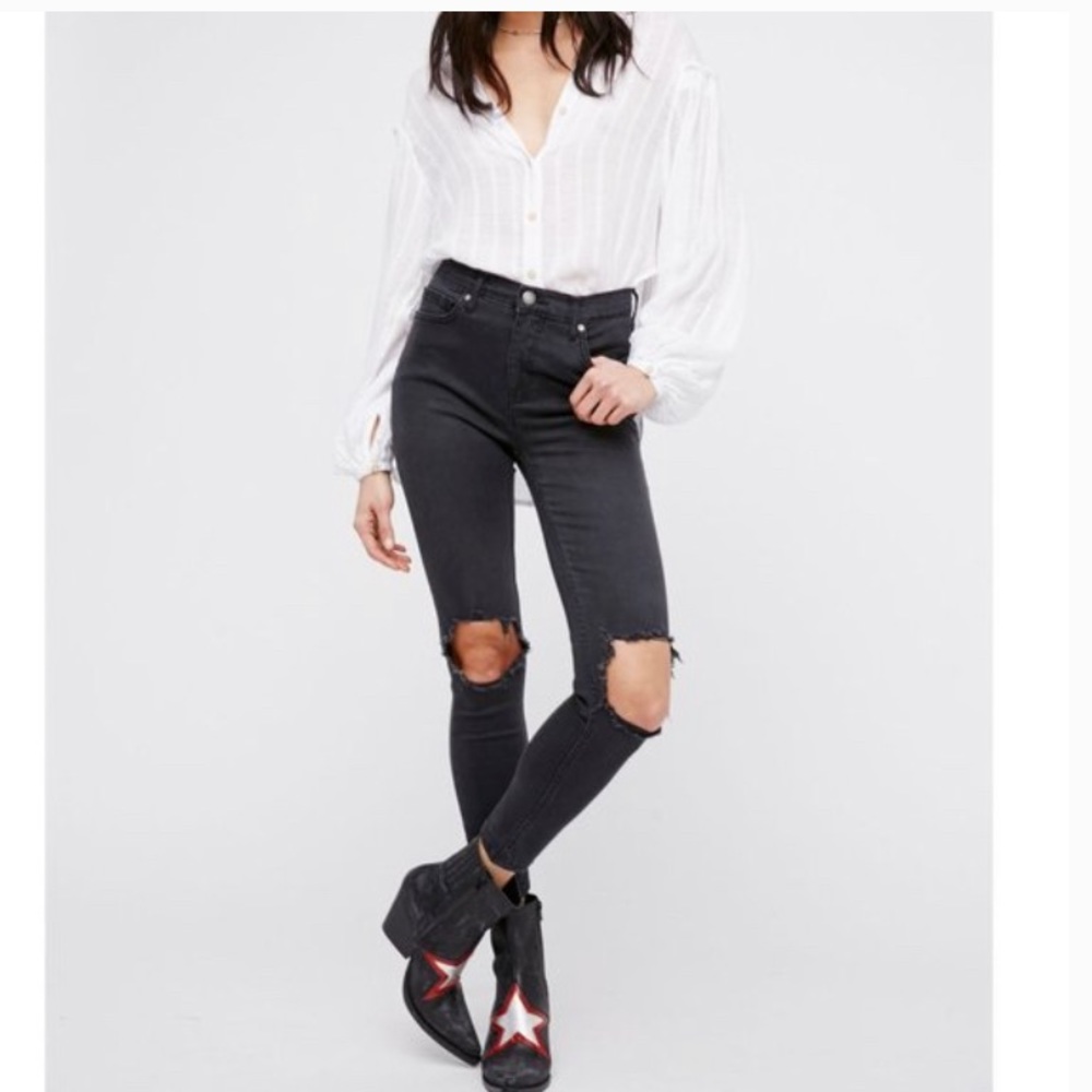 Free People Busted Black Denim Skinny Jeans